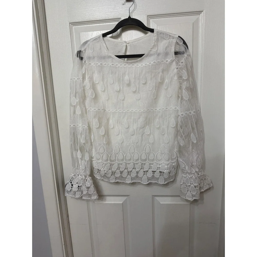 White Embroidered Lace Mesh Long Sleeve‎ Top with Bell Cuffs Size Large
